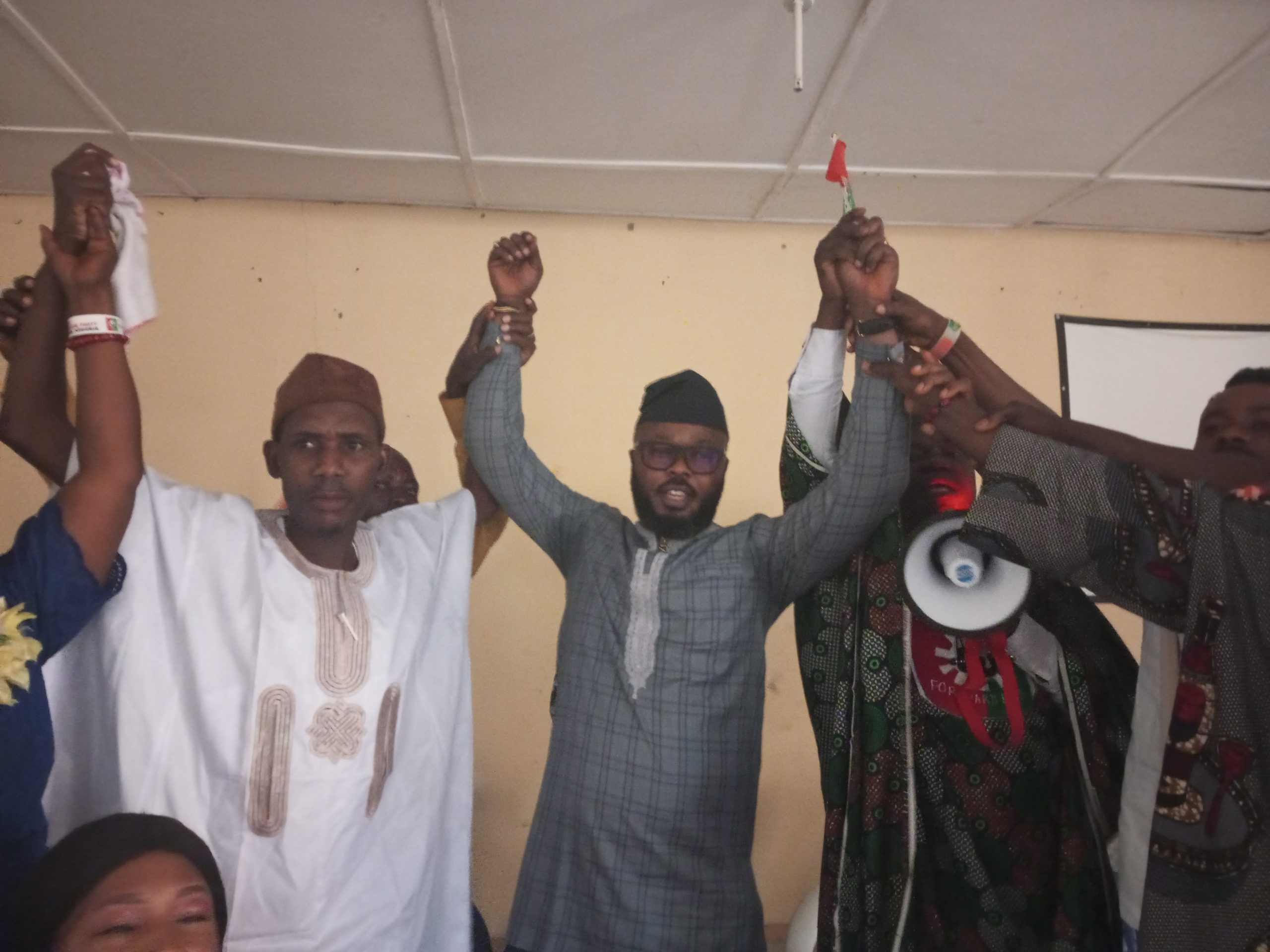 Ondo: Ex-APC Chieftain canvasses votes for Obi