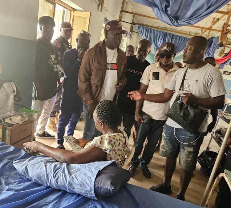 How Ondo Tantita’s Boss, Asonja, Picked Citizens’ Medical Bills At Yuletide