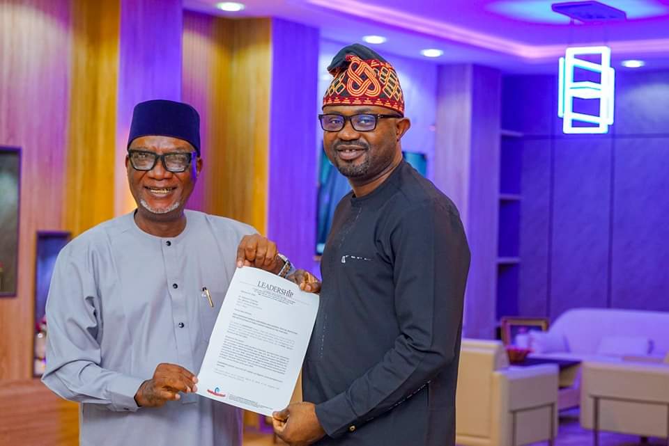 LEADERSHIP Award, Call To Better Service — Interior Minister