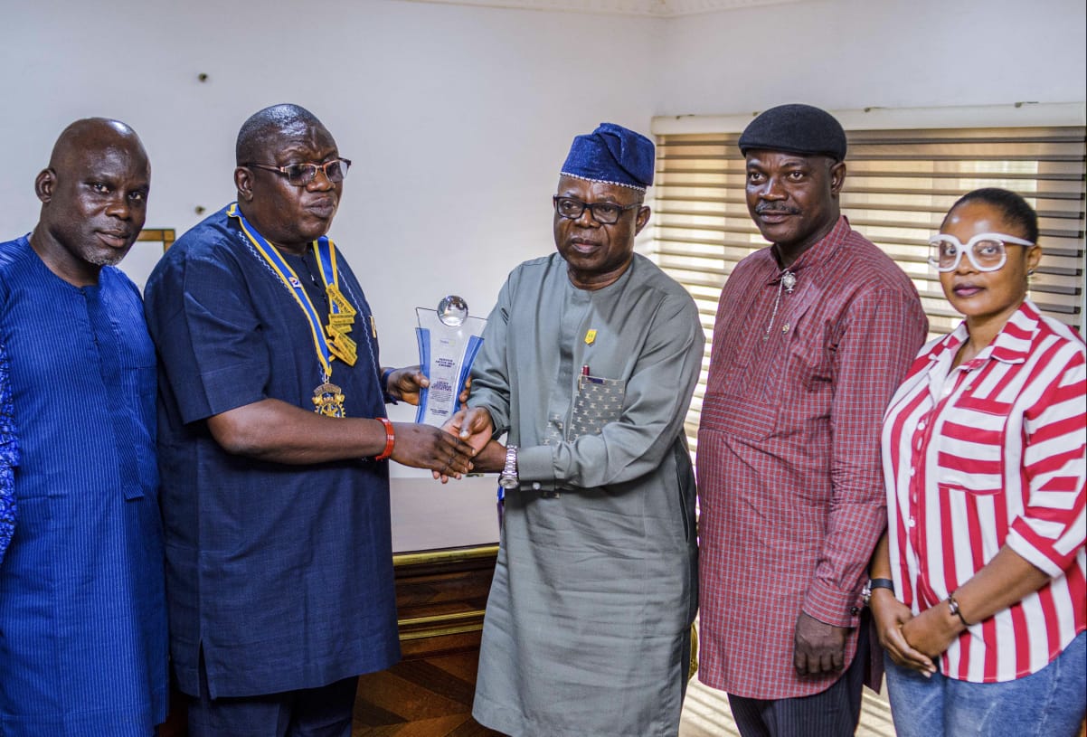 Rotary Club Honours Aiyedatiwa for Selfless Service, Says Governor has raised the bar