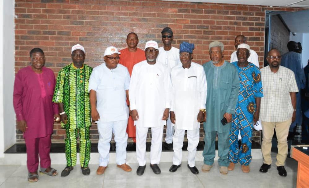Ondo APC pioneer Chairmen throw weight behind Aiyedatiwa