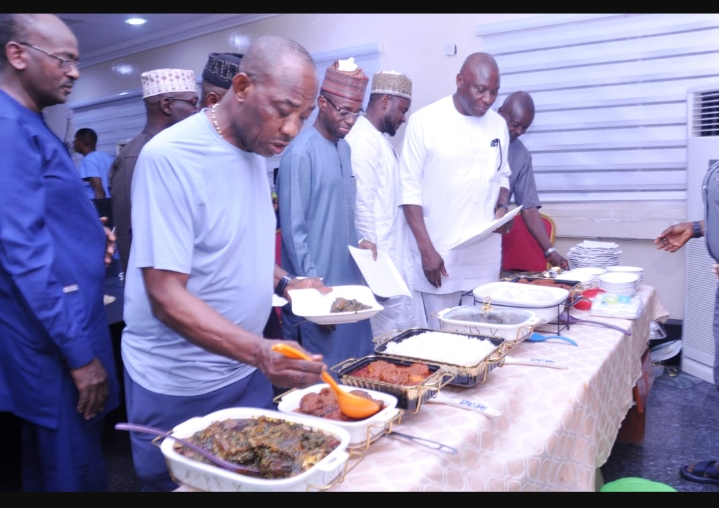 Customs Controller Hosts Interfaith Dinner at Tincan Island Port, Prays for Nigeria’s Progress