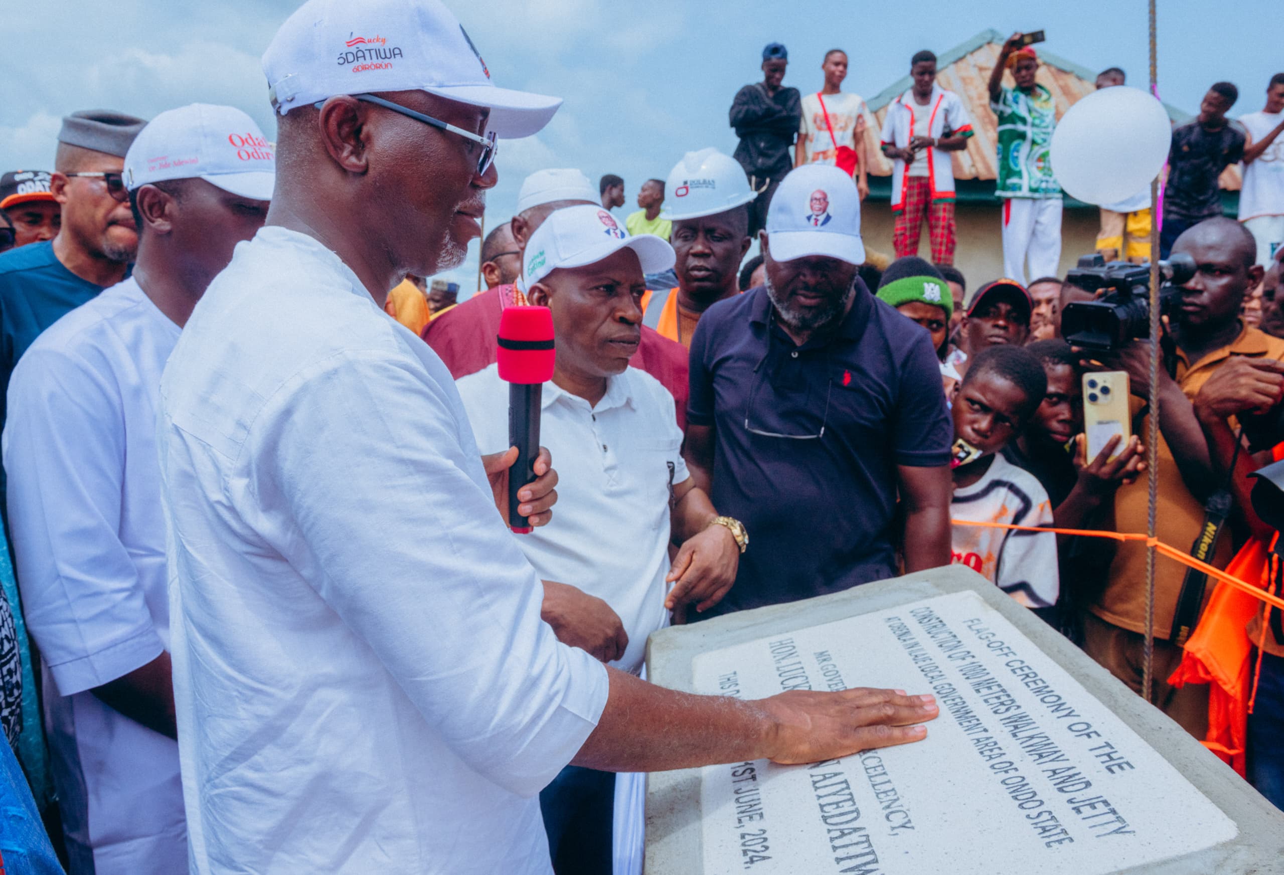 Aiyedatiwa flags off construction of concrete walkway, jetty at Obe-nla, Ilaje