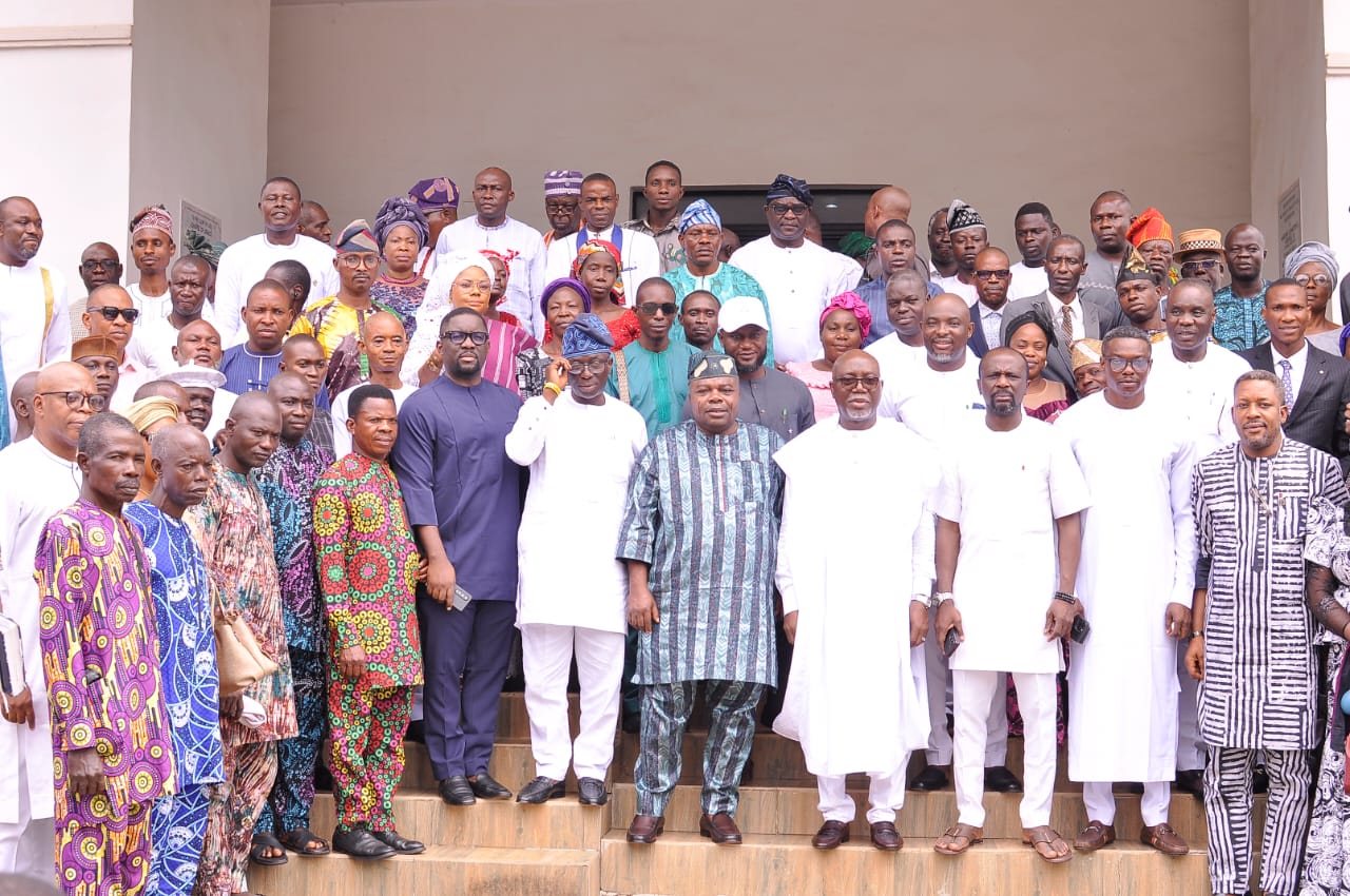 Ondo Lawmakers, staff hold thanksgiving service at government house chapel