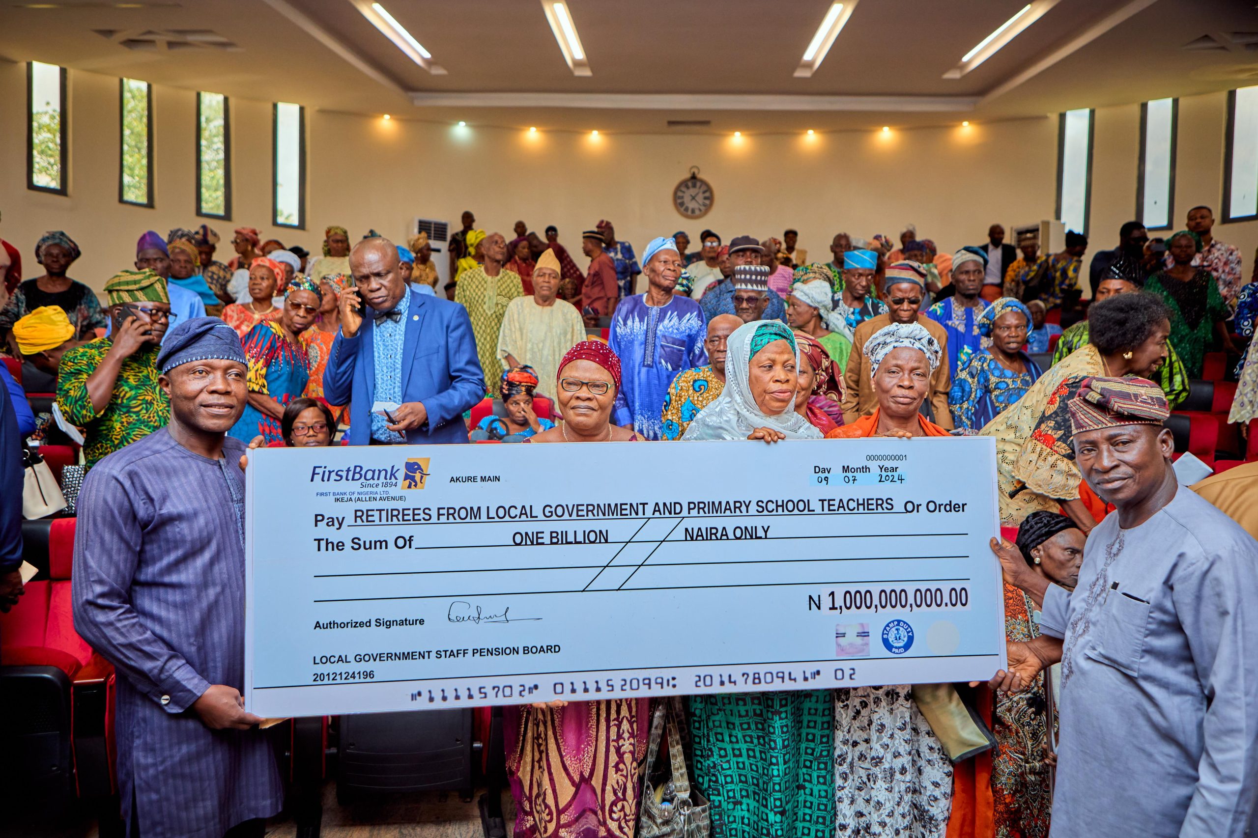 Aiyedatiwa flags off disbursement of 1bn gratuity to LG retirees, promises prompt payment of monthly pension