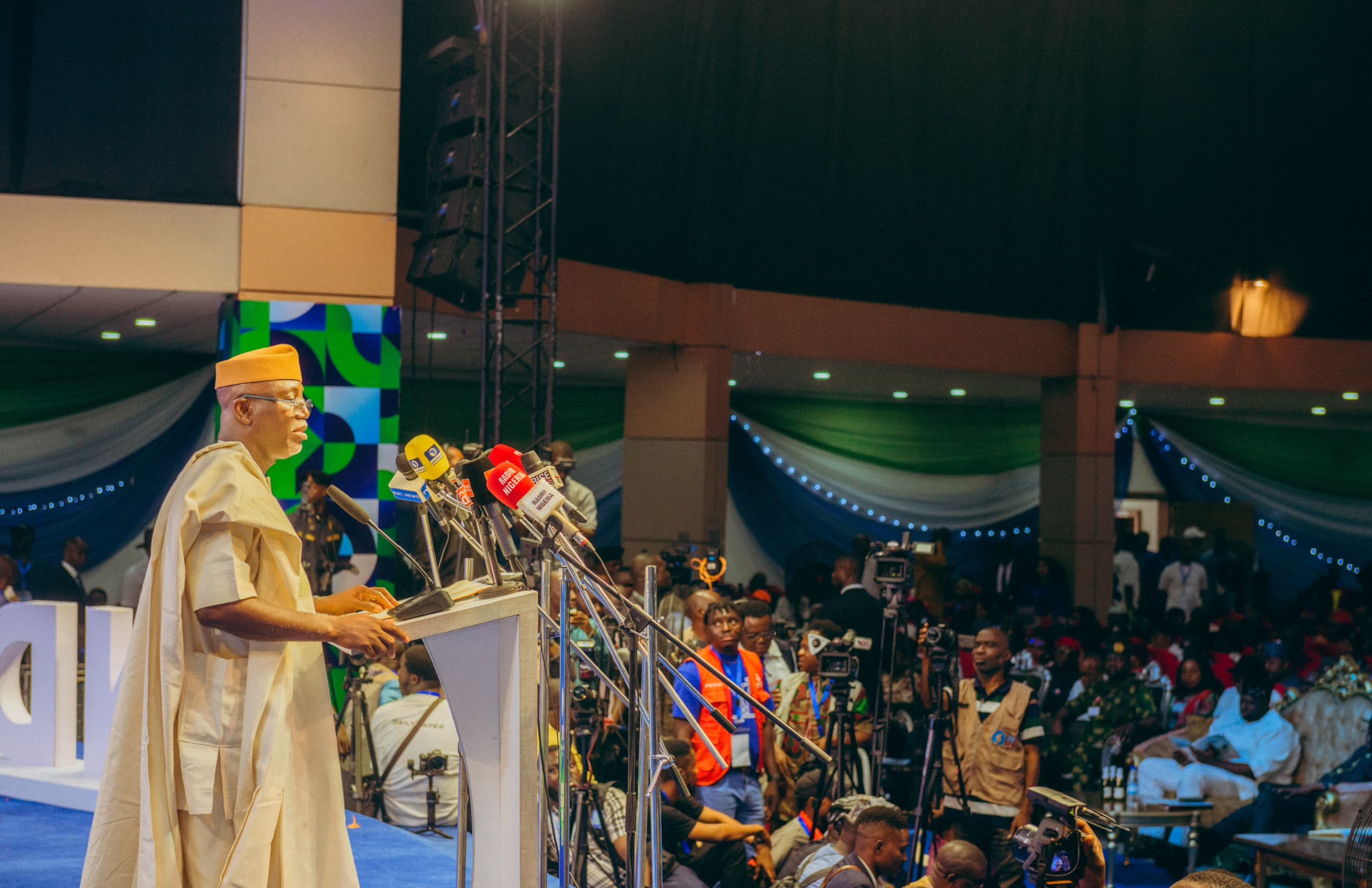 Gov Aiyedatiwa urges NDDC to prioritize people’s peculiar needs