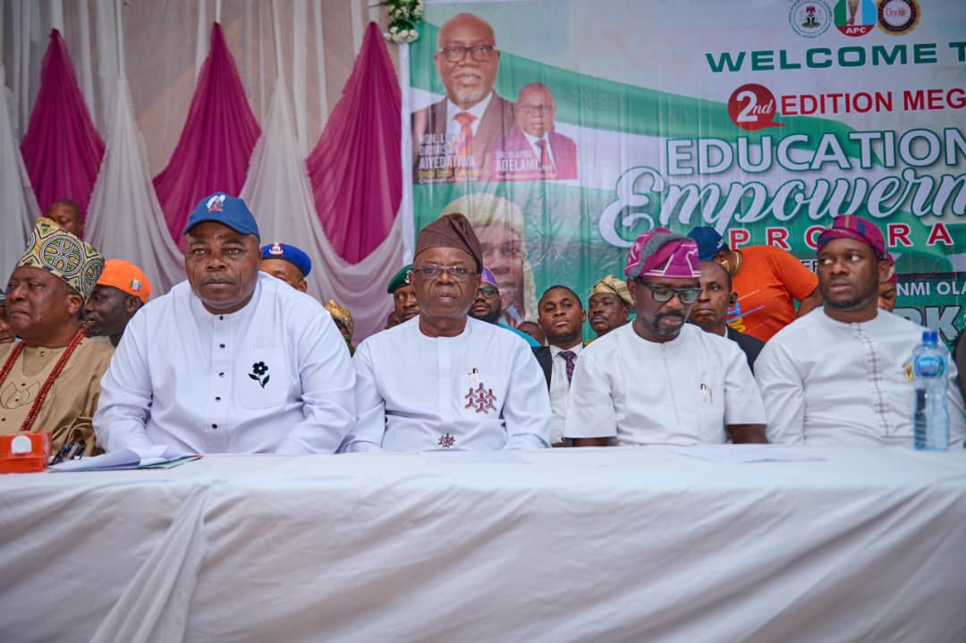 Aiyedatiwa Commends Ondo Speaker over Distribution of Educational Materials, Scholarships to over 1,000 students