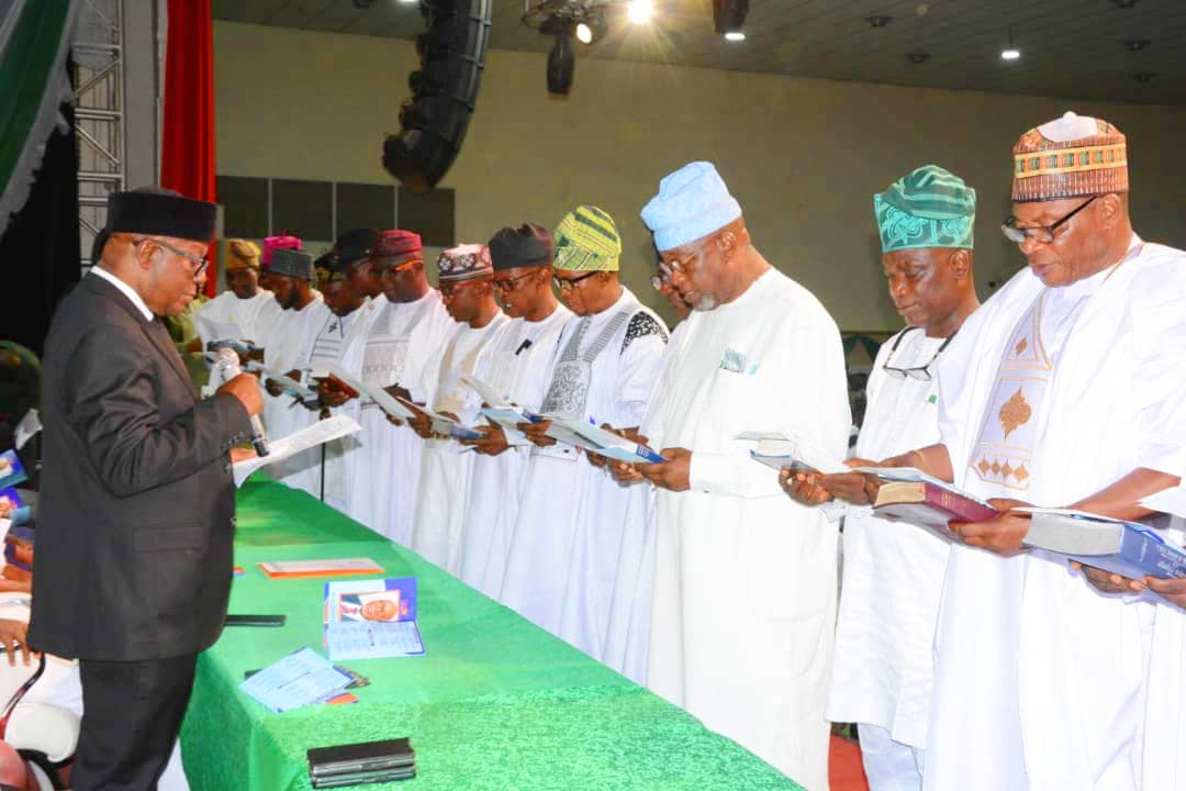 Newly elected LG chairmen take oath of office, pledge to drive grassroots devt